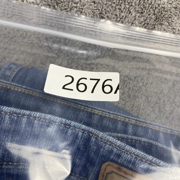 Signature Levi Strauss Mid Rise Bootcut Jeans Womens 16 Long Blue Mid Rise - Picture 16 of 16